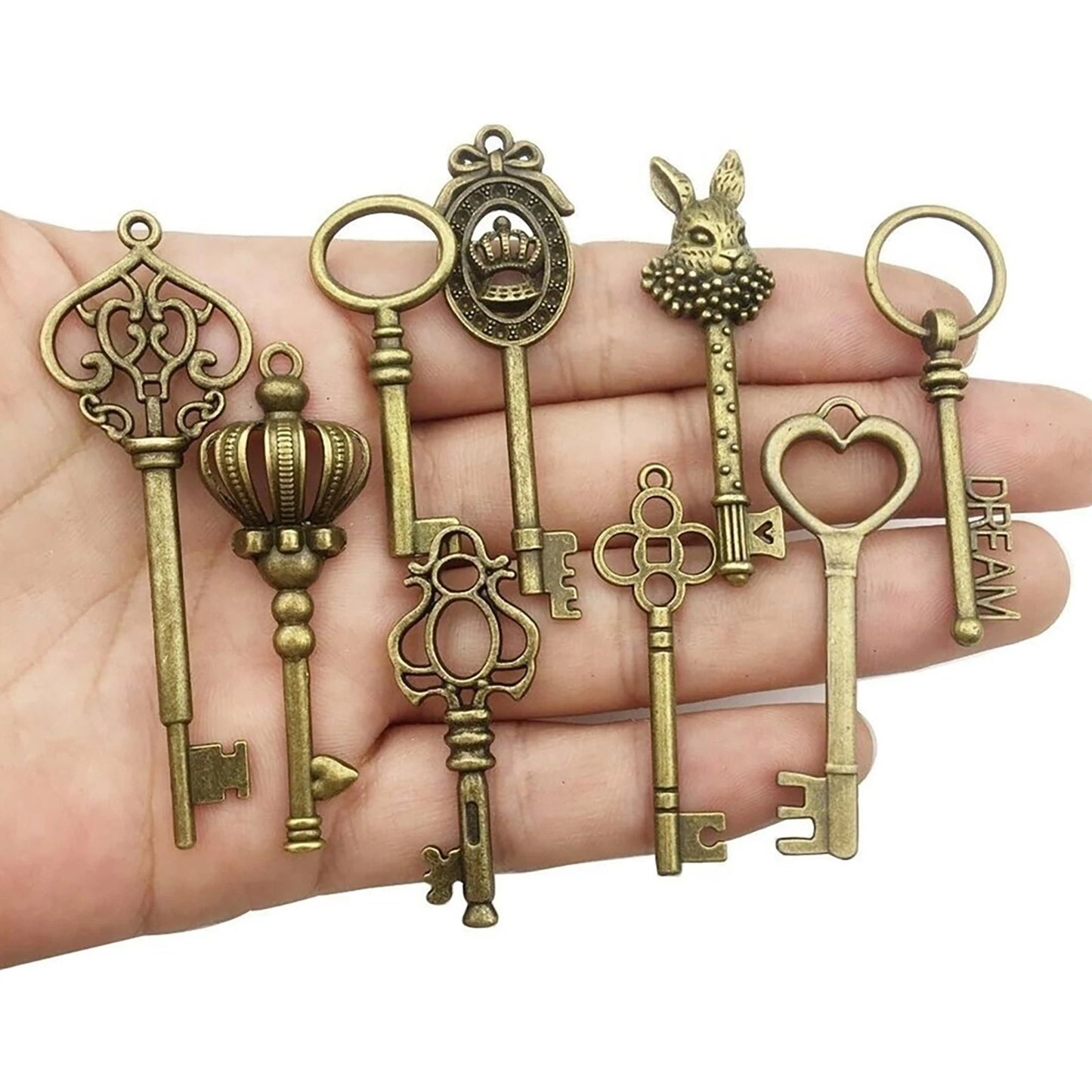 46x Old Vintage Antique Skeleton Keys Lot Large Small Necklace Pendant Bronze