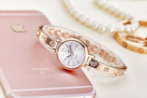 Rose Gold Round Face Women`s Fashion Dress Rhinestone Quartz Bracelet Watches