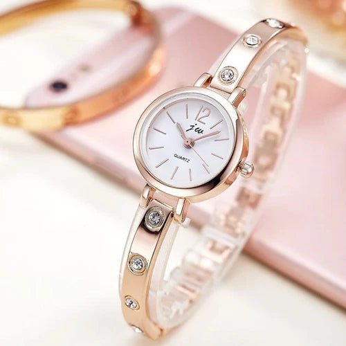 Rose Gold Round Face Women`s Fashion Dress Rhinestone Quartz Bracelet Watches
